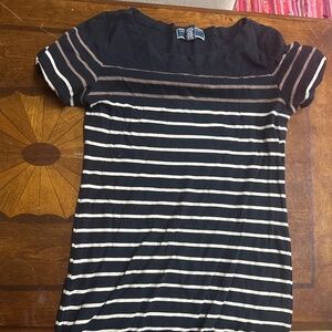 Super cute Kendra Scott sport dress black w stripes dress or down dress up